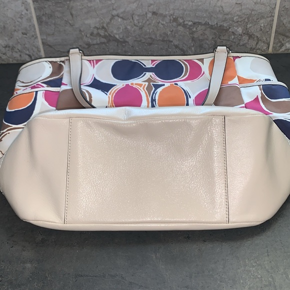 Brand New! Coach Park Hand Drawn Scarf Print Tote - Picture 6 of 6